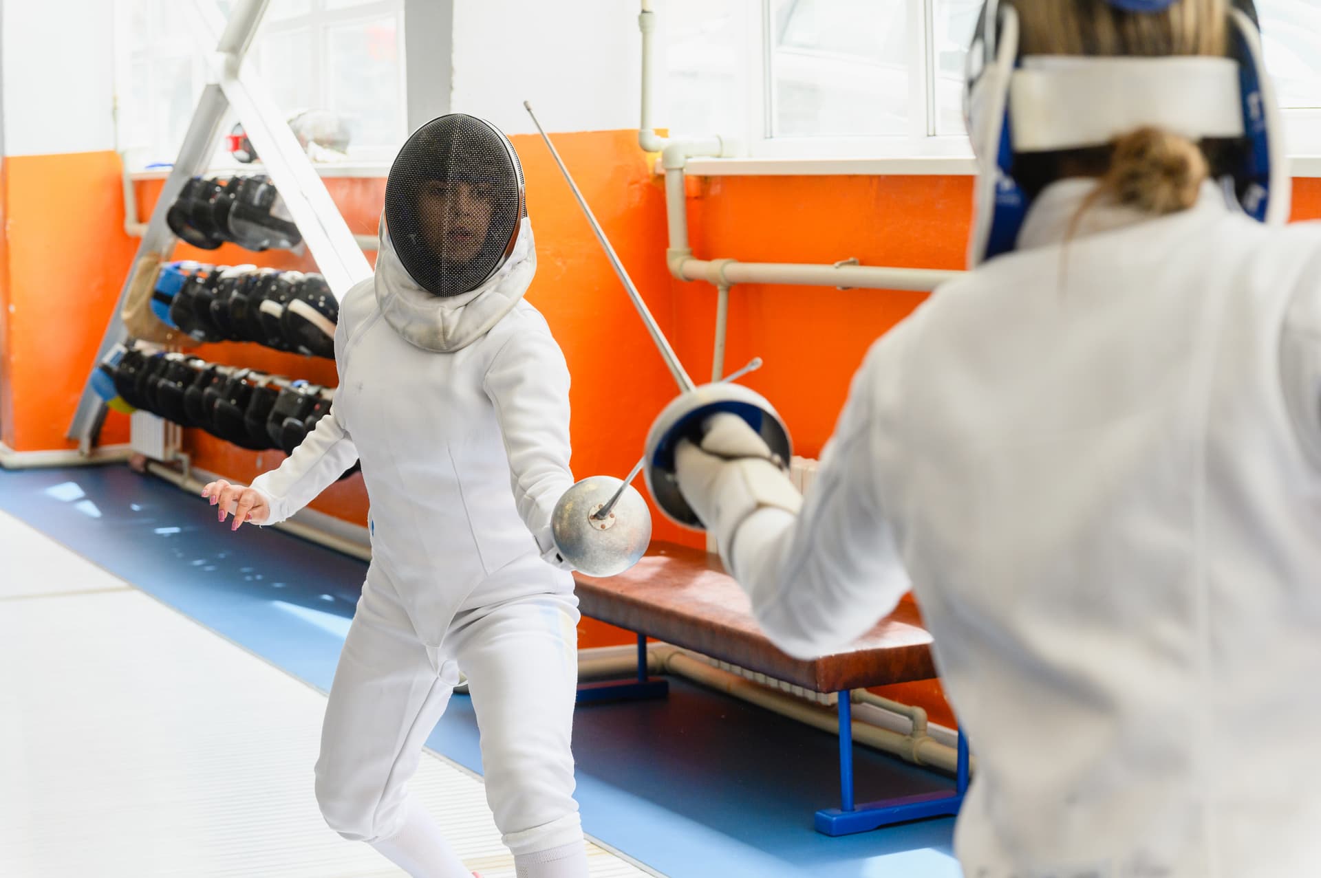 Fencers training together